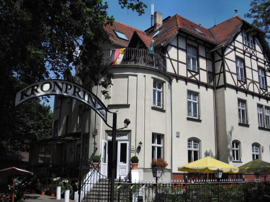 Hotel Kronprinz Falkensee Exterior photo