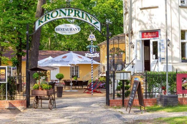 Hotel Kronprinz Falkensee Exterior photo